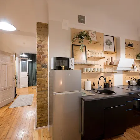 Elegant Poets Lägenhet